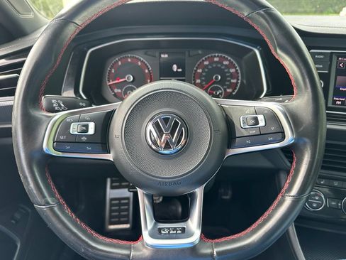 Used 2019 Volkswagen Jetta GLI FWD image 34