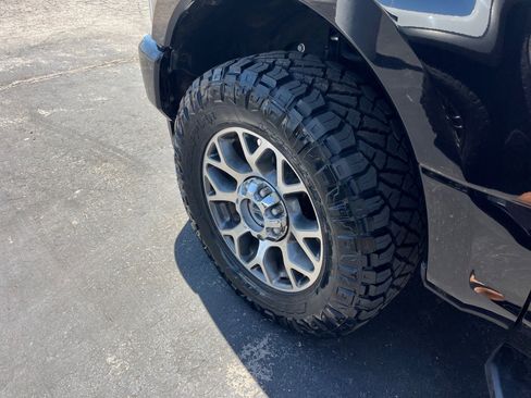 Used 2022 Ford F250 Lariat AWD/4WD image 3
