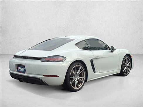 Used 2018 Porsche 718 Cayman image 5