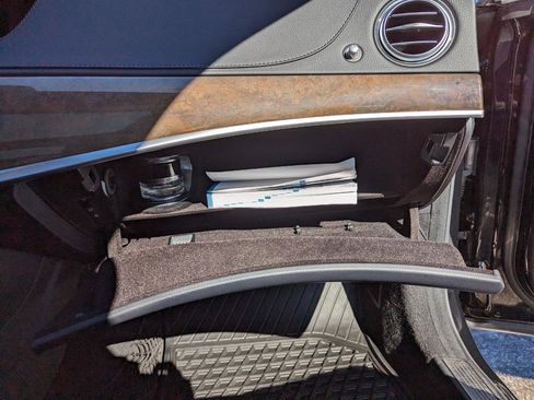 Used 2015 Mercedes-Benz S 550 4MATIC Sedan image 38