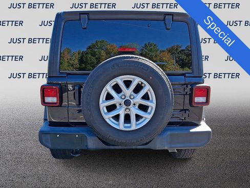 Used 2023 Jeep Wrangler Sport S image 6