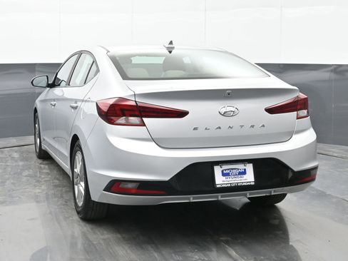 Used 2019 Hyundai Elantra SEL image 7