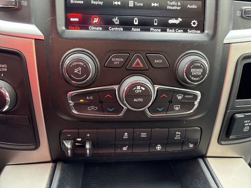 Used 2018 RAM 2500 Big Horn AWD/4WD image 3