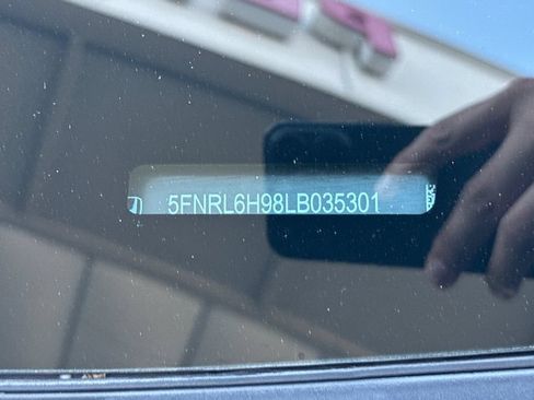 Used 2020 Honda Odyssey Elite image 3