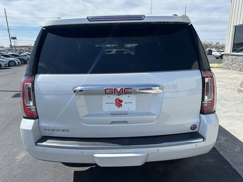 Used 2020 GMC Yukon Denali w/ Denali Ultimate Package AWD/4WD image 8