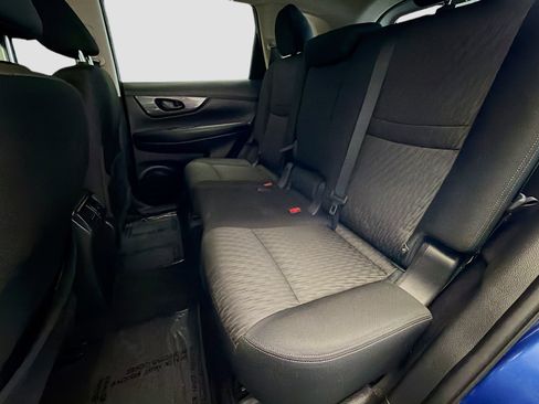 Used 2019 Nissan Rogue S image 13
