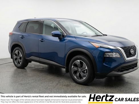 Used 2025 Nissan Rogue SV AWD/4WD image 1