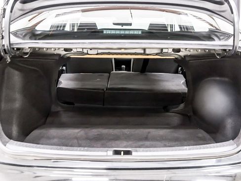 Used 2020 Toyota Corolla LE FWD image 38