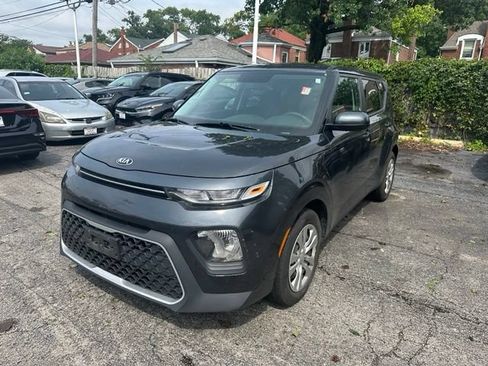 Used 2020 Kia Soul LX FWD image 1