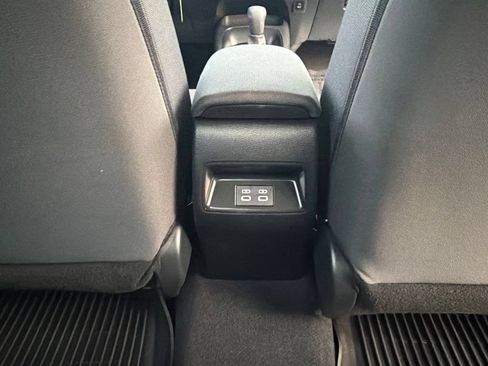 Used 2024 Toyota Corolla LE FWD image 14
