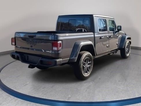 New 2026 Jeep Gladiator Sport image 5