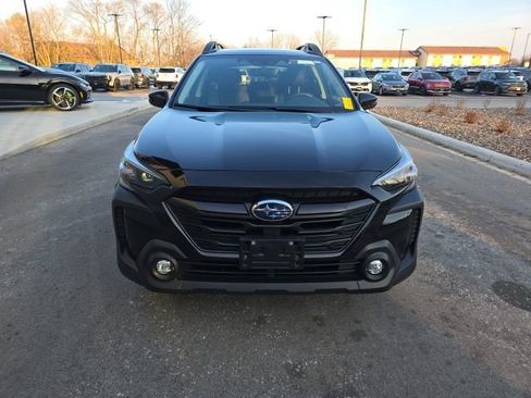 Used 2024 Subaru Outback Onyx Edition image 8