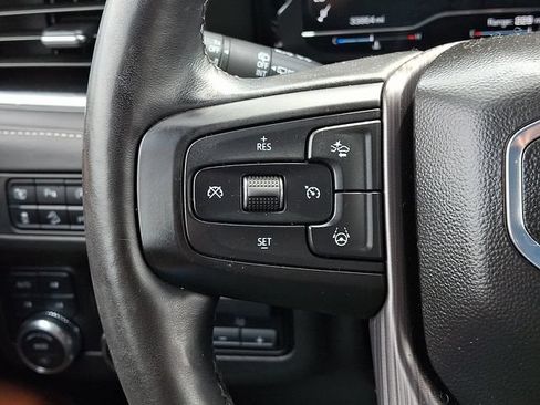 Used 2024 GMC Yukon XL Denali Ultimate AWD/4WD image 23