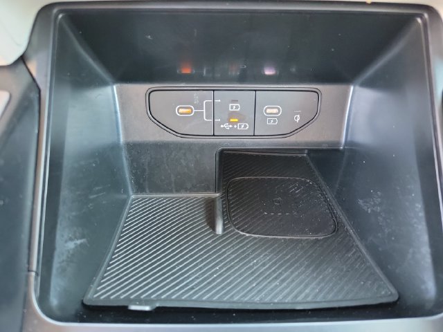 Used 2025 Kia Sorento EX w/ Panoramic Sunroof Package FWD image 27