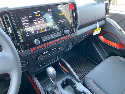 New 2026 Nissan Frontier PRO-4X w/ Tow Package AWD/4WD image 17