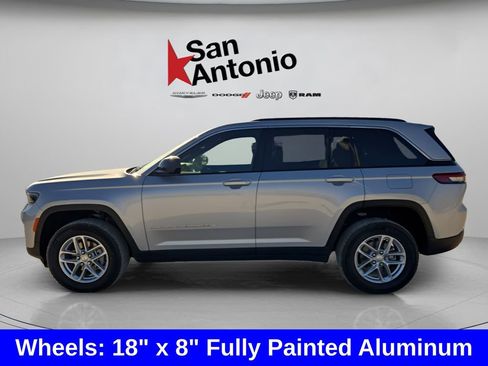 New 2025 Jeep Grand Cherokee Laredo X RWD image 5