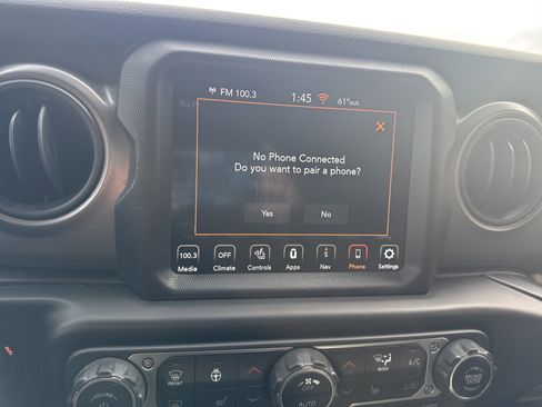 Certified 2021 Jeep Wrangler Unlimited Sport w/ Sun And Sound Package image 22