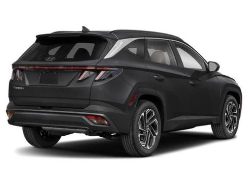 New 2026 Hyundai Tucson Limited FWD image 2