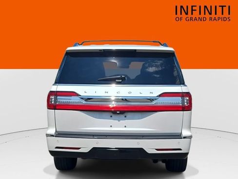 Used 2019 Lincoln Navigator L Reserve AWD/4WD image 6