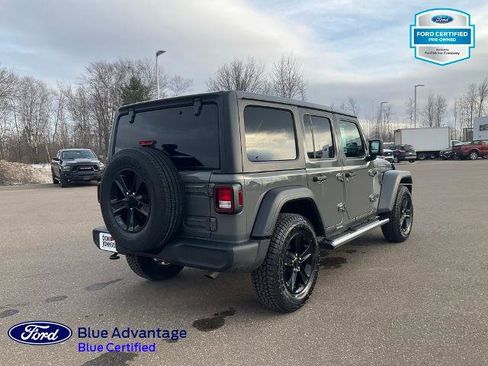 Used 2023 Jeep Wrangler Sport image 22