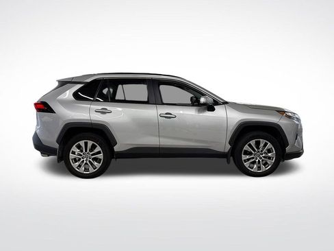 Used 2024 Toyota RAV4 XLE Premium image 6