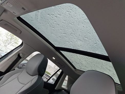 New 2026 Volkswagen Tiguan SE AWD/4WD image 7