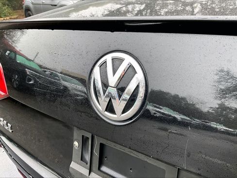 Used 2017 Volkswagen Jetta GLI image 33