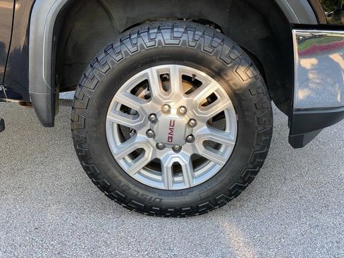 Used 2022 GMC Sierra 2500 SLT w/ SLT Premium Package AWD/4WD image 32