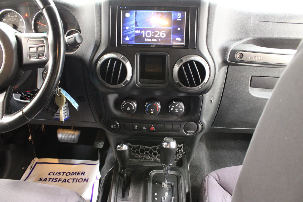 Used 2013 Jeep Wrangler Sport AWD/4WD image 16