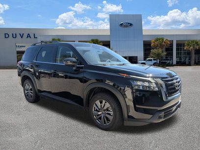 Used 2025 Nissan Pathfinder SV