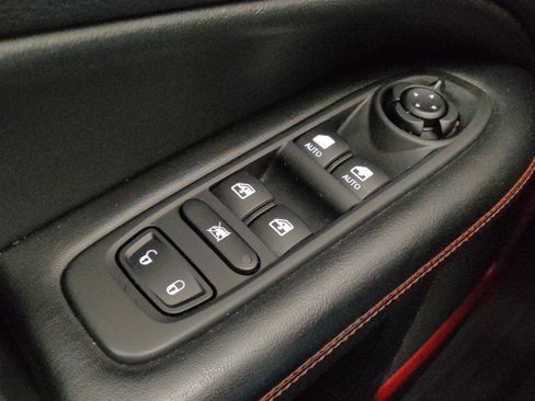 Used 2021 Jeep Compass Trailhawk AWD/4WD image 27