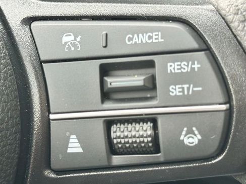 Used 2025 Honda Accord SE image 11