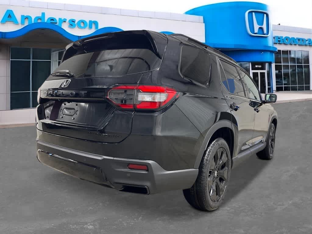 New 2026 Honda Pilot Black Edition image 5