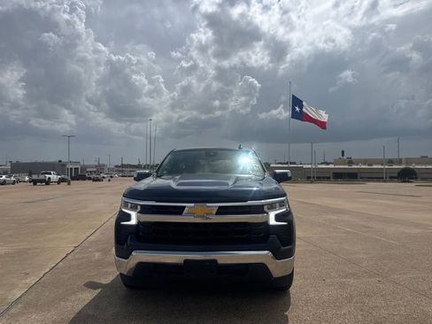 Used 2022 Chevrolet Silverado 1500 LT w/ Texas Edition Plus RWD image 5