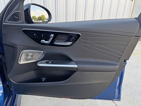 Used 2024 Mercedes-Benz C 36 AMG S image 53