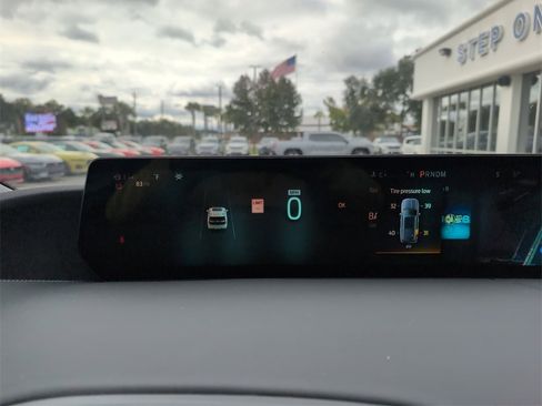 New 2025 Ford Expedition Platinum w/ Stealth Performance Package image 22