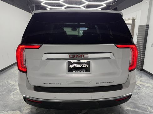Used 2023 GMC Yukon XL Denali w/ LPO, Floor Liner Package AWD/4WD image 4