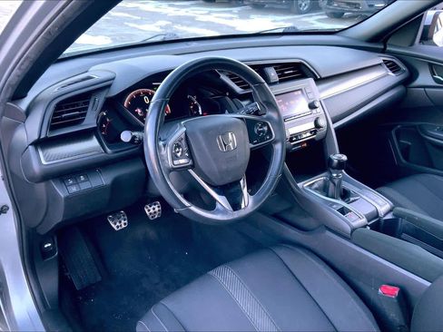 Used 2019 Honda Civic Sport image 17