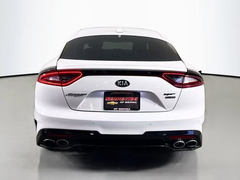 Used 2020 Kia Stinger GT1 image 7