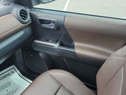 Certified 2022 Toyota Tacoma Limited RWD image 24