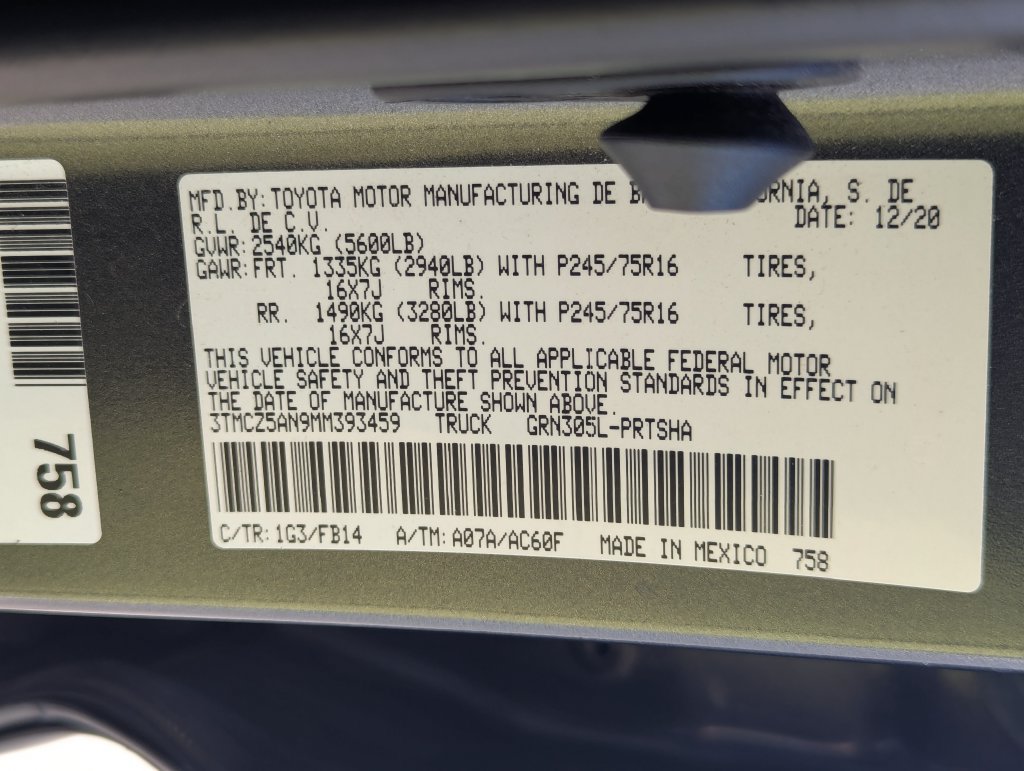 Used 2021 Toyota Tacoma SR AWD/4WD image 32