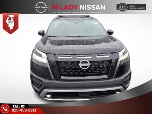 New 2025 Nissan Pathfinder Rock Creek image 2
