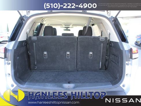 Certified 2024 Nissan Pathfinder SV image 11