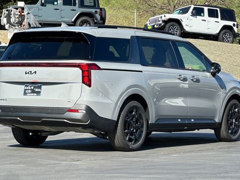 New 2026 Kia Carnival SX image 4