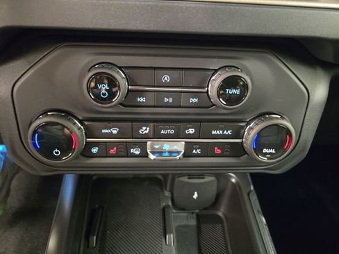 New 2026 Ford Bronco Outer Banks AWD/4WD image 30