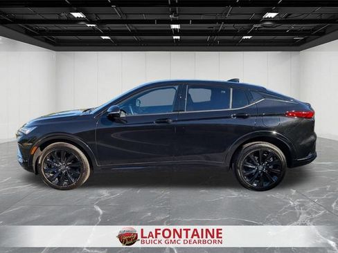 Used 2024 Buick Envista Sport Touring w/ Convenience I Package FWD image 2