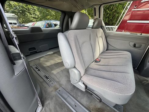 Used 2007 Dodge Caravan SE image 13