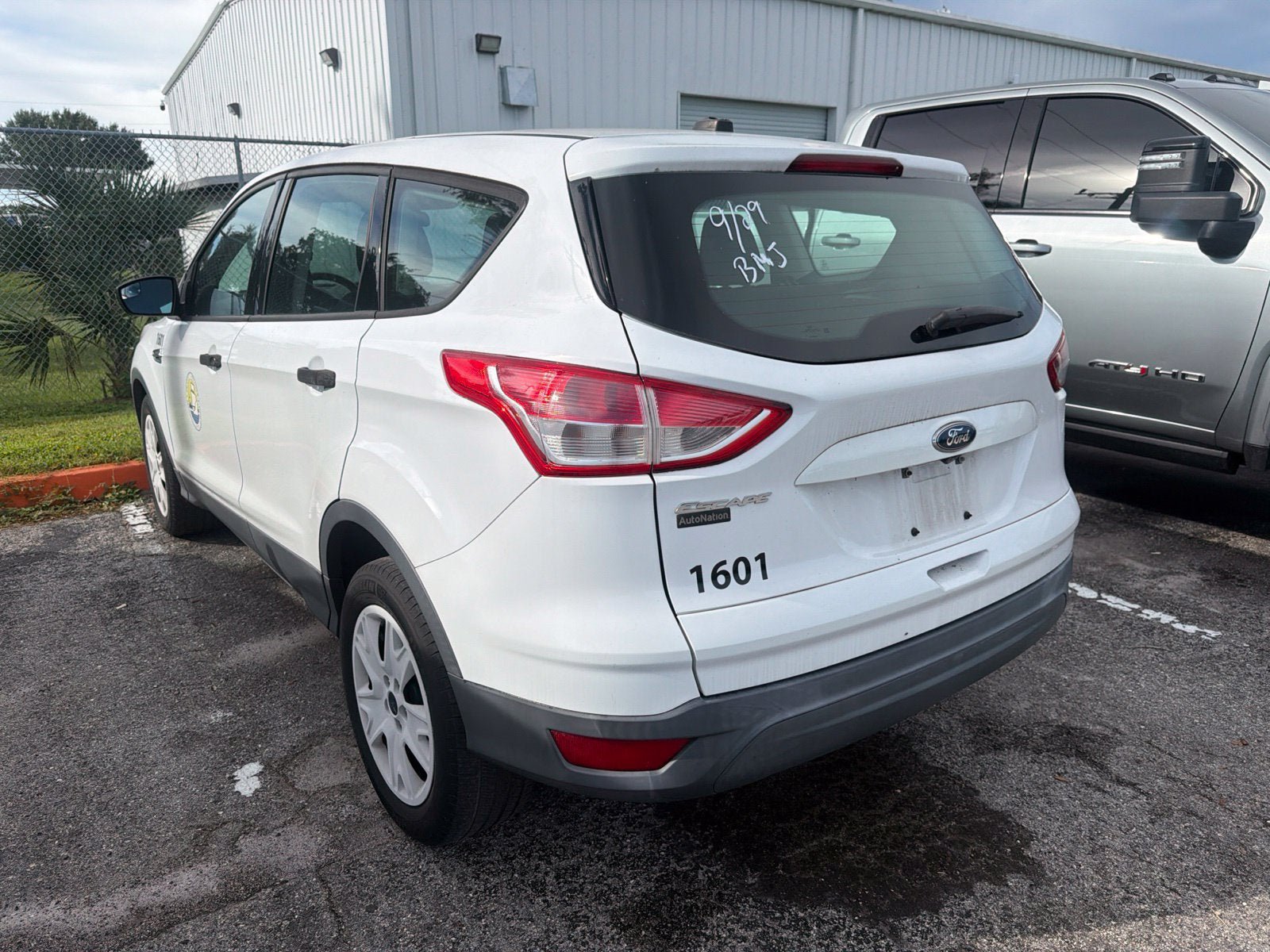 Used 2016 Ford Escape S FWD image 7