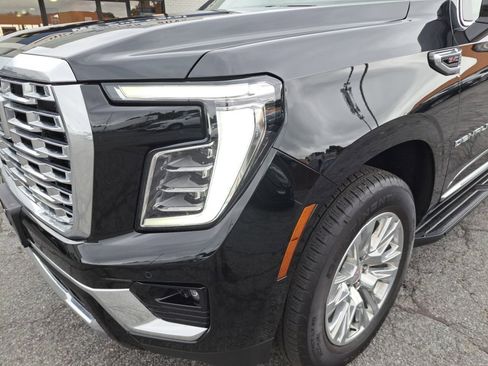 Used 2025 GMC Yukon Denali AWD/4WD image 21