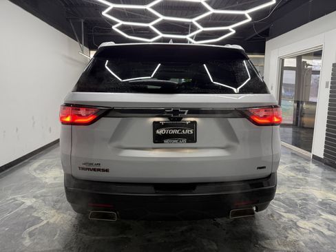Used 2021 Chevrolet Traverse Premier w/ Redline Edition image 4